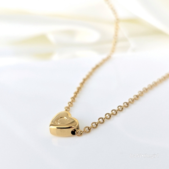NEW Gold Candy Heart Shape Pendant With Letter C Engraving Necklace - Picture 4 of 8
